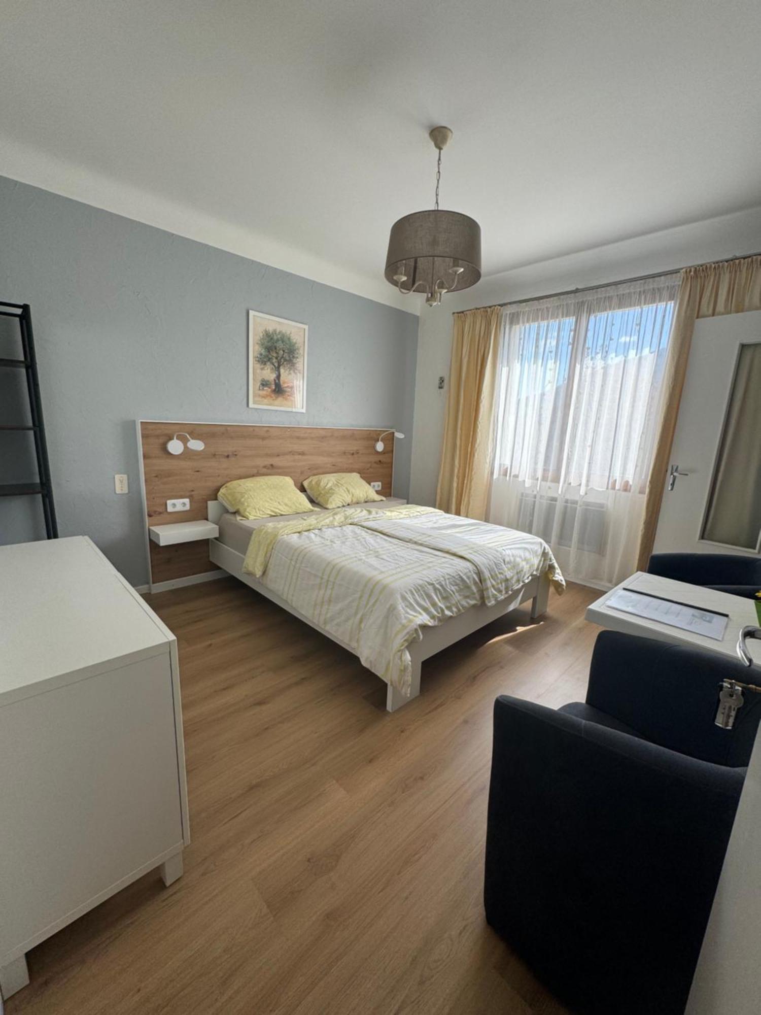 Bnb Castellane Chambre D'Hotes B&B ภายนอก รูปภาพ