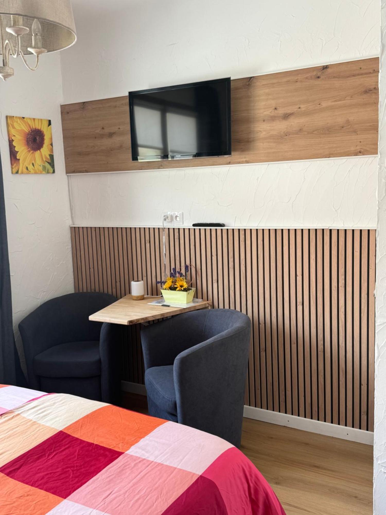 Bnb Castellane Chambre D'Hotes B&B ภายนอก รูปภาพ