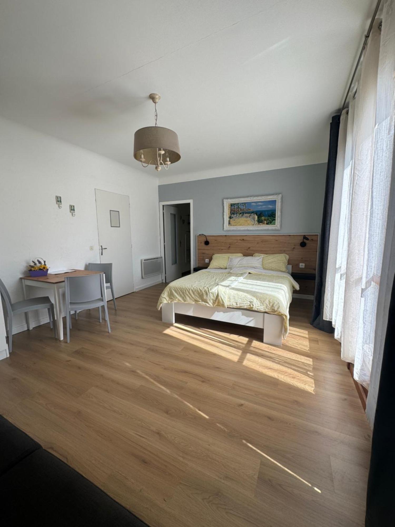 Bnb Castellane Chambre D'Hotes B&B ภายนอก รูปภาพ