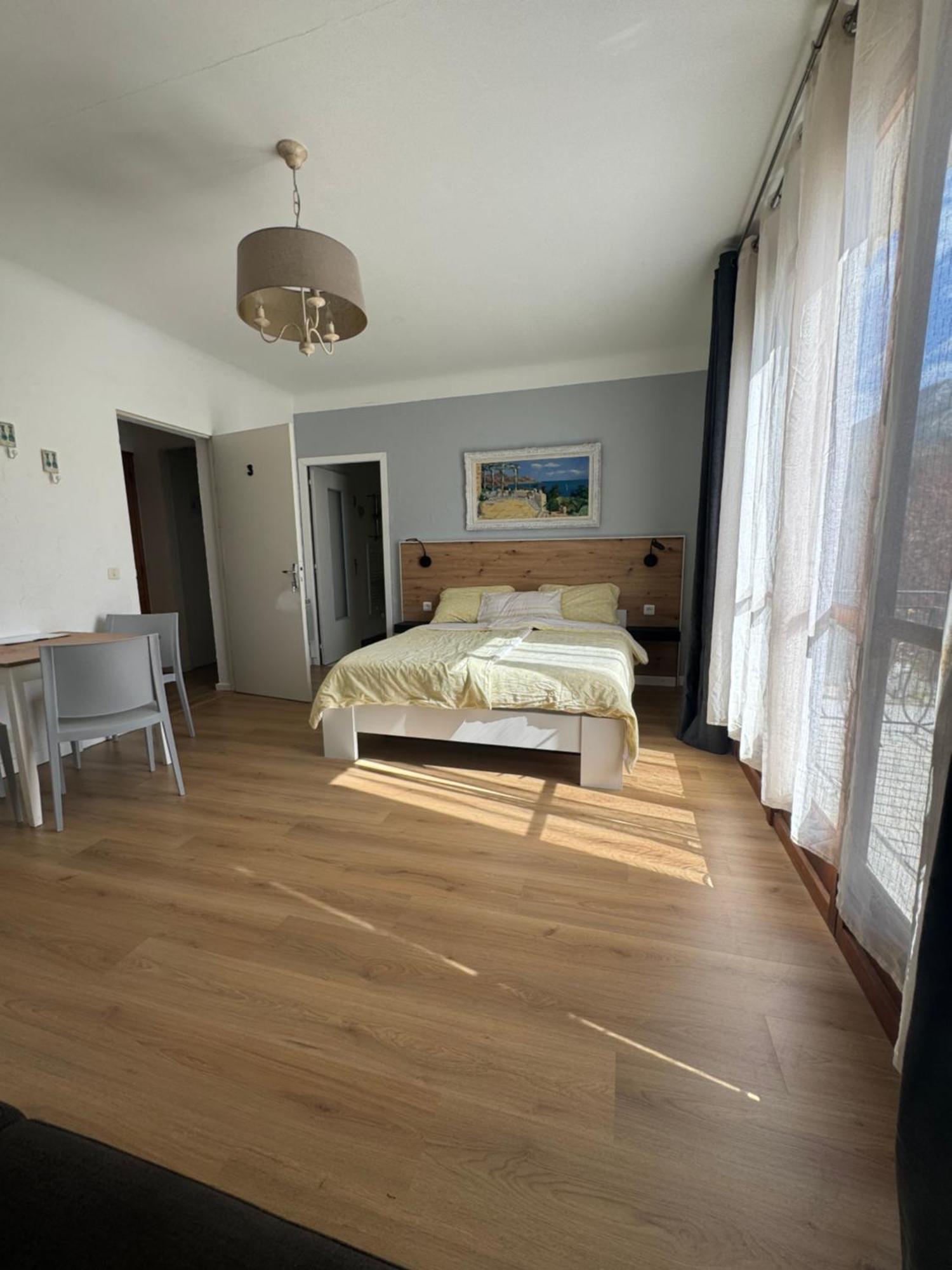 Bnb Castellane Chambre D'Hotes B&B ภายนอก รูปภาพ