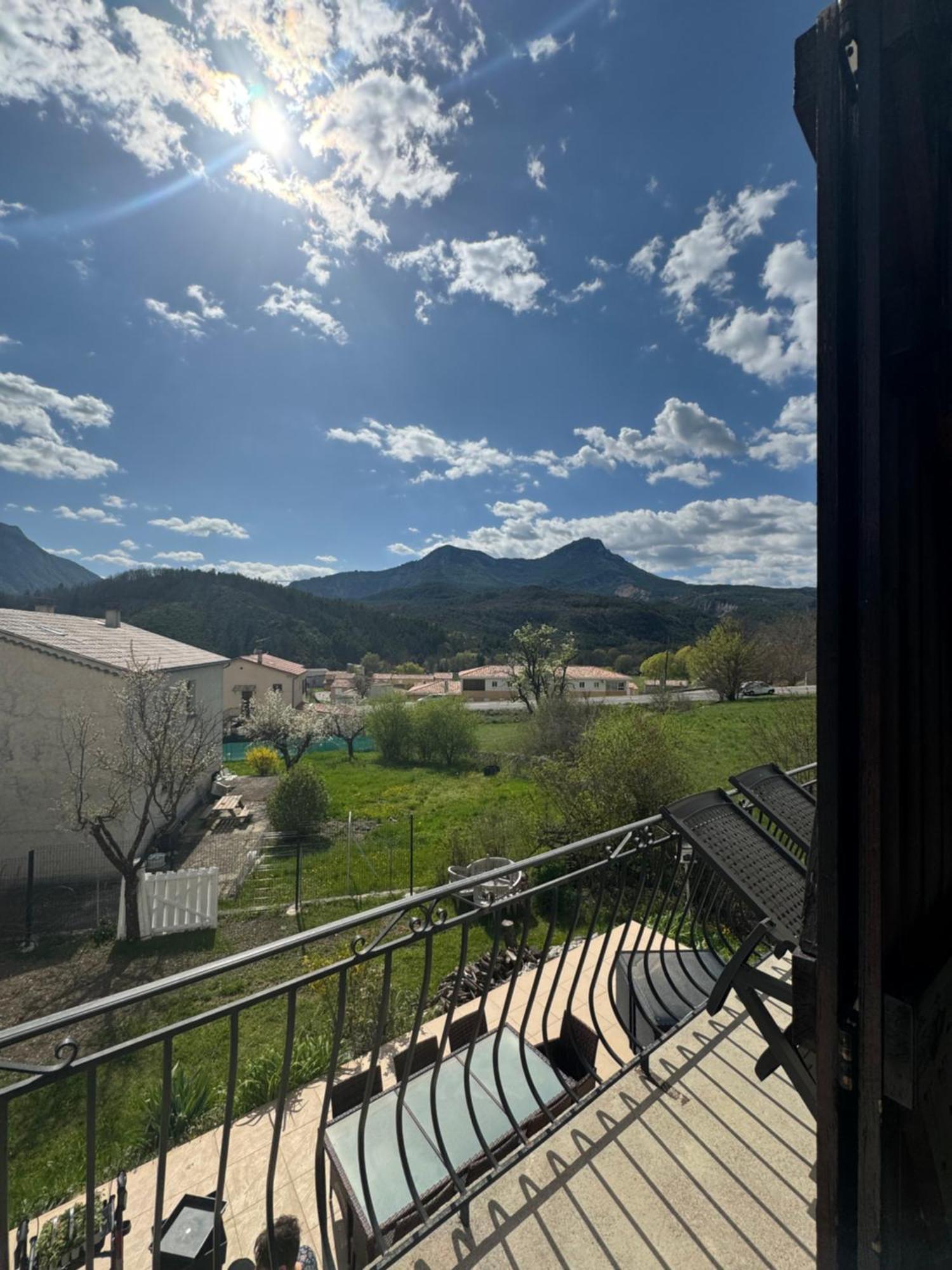 Bnb Castellane Chambre D'Hotes B&B ภายนอก รูปภาพ